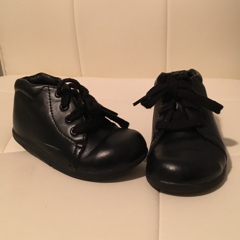 Black Dress Stride Rites - Size 6 Toddler